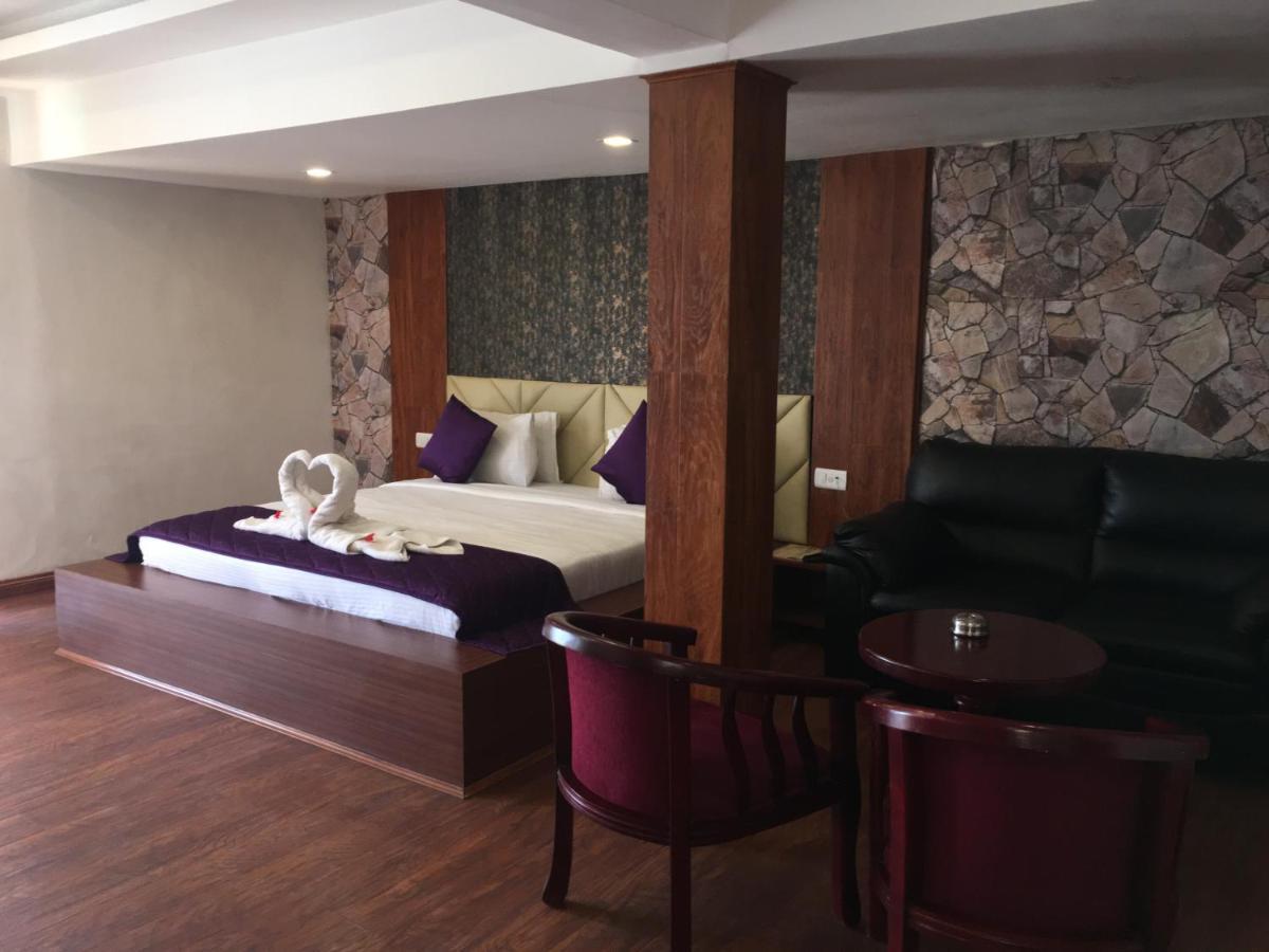 Valley View Resort 우티 외부 사진