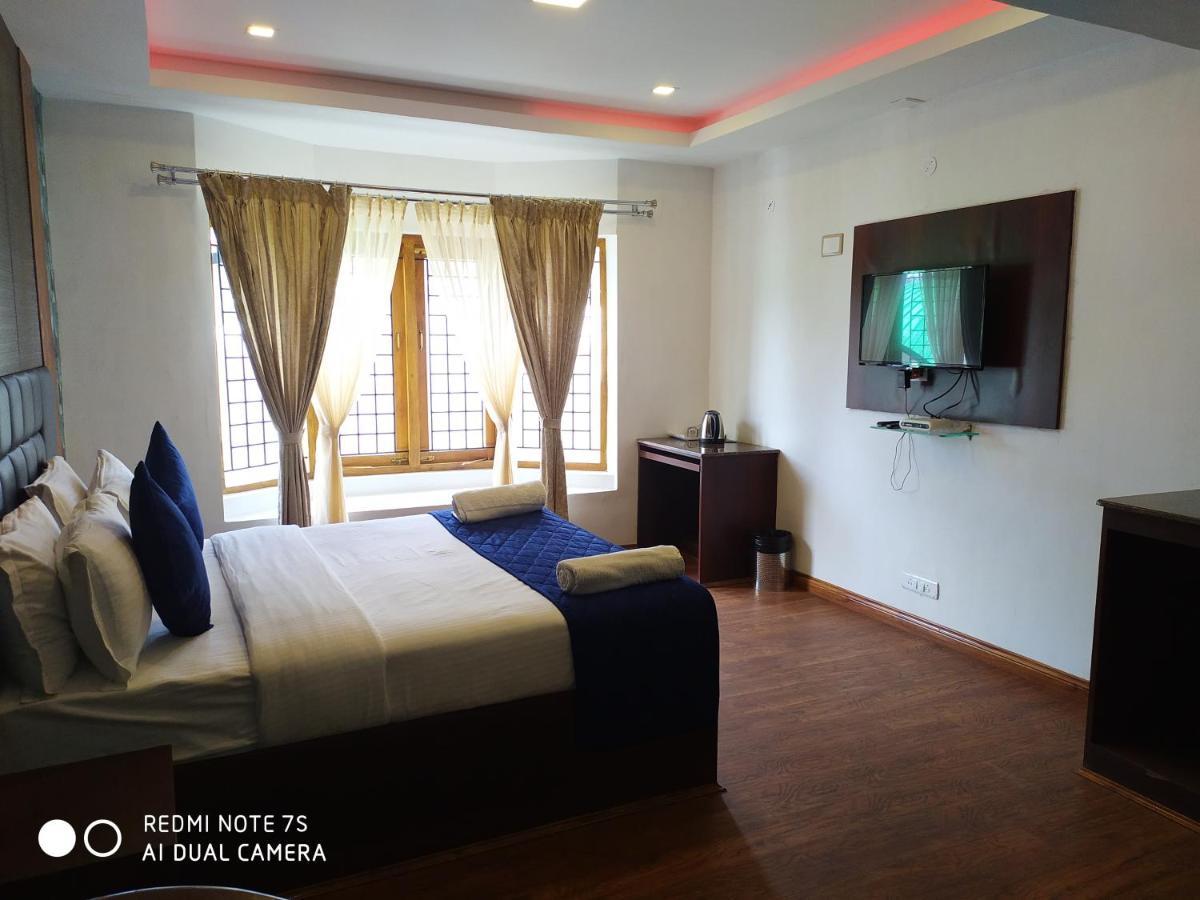 Valley View Resort 우티 외부 사진
